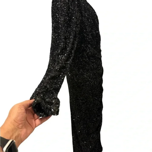 Work Party and Office Holiday Party Outfits - Express - Picture 5 of 9